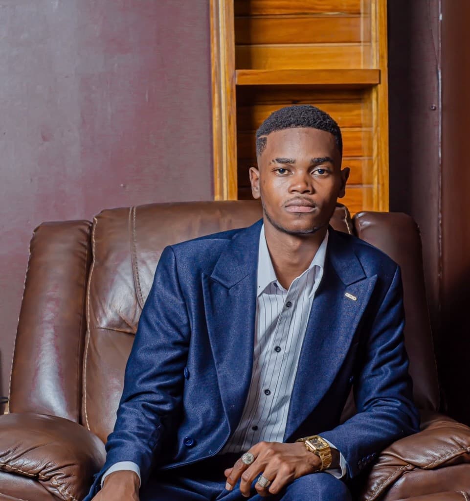 Ben Mbuyulu : portrait